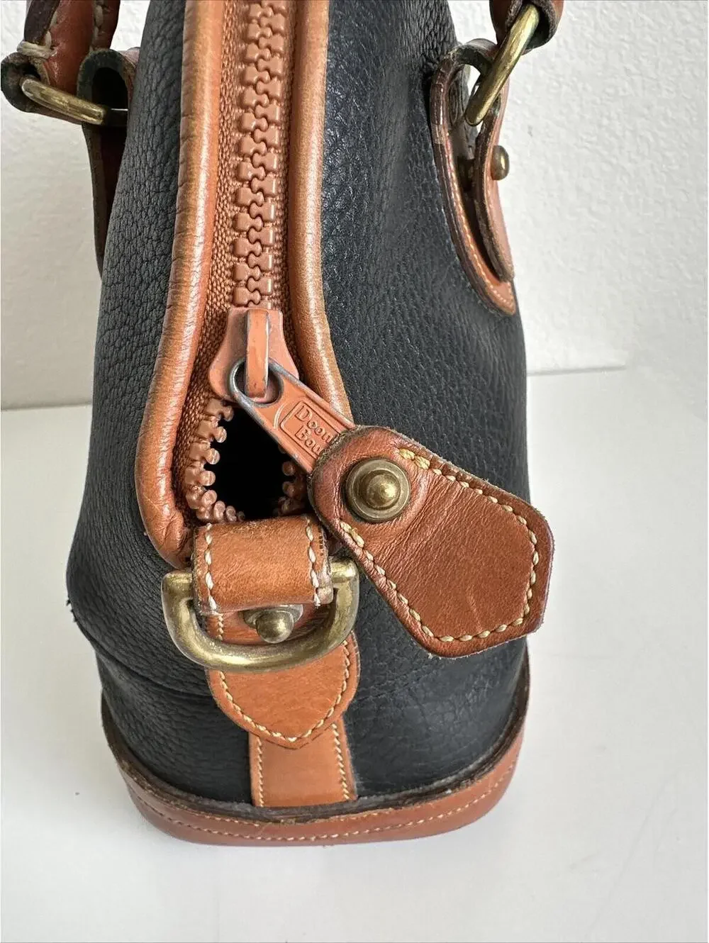 Vintage Dooney and Bourke D&B Norfolk All Weather Leather Satchel Handbag Purse - Picture 13 of 13
